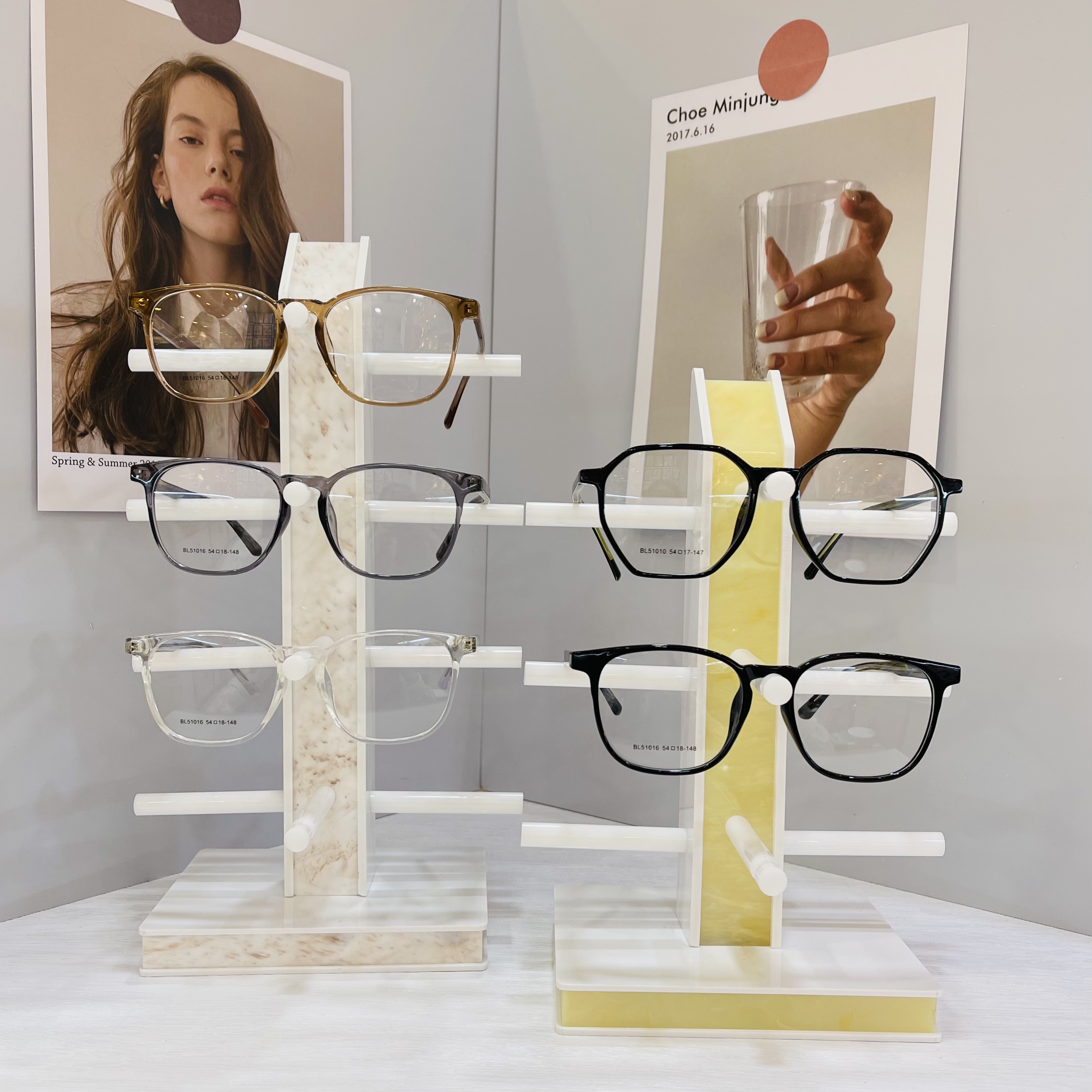 Optical shop props display decorative sunglasses display stand acrylic storage shelf window counter shelf ornaments