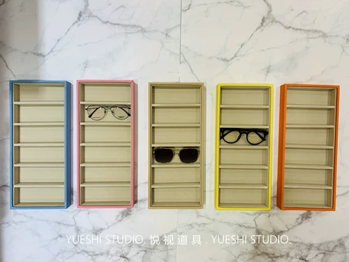 Стенд, солнцезащитные очки, коробка для хранения, оптика