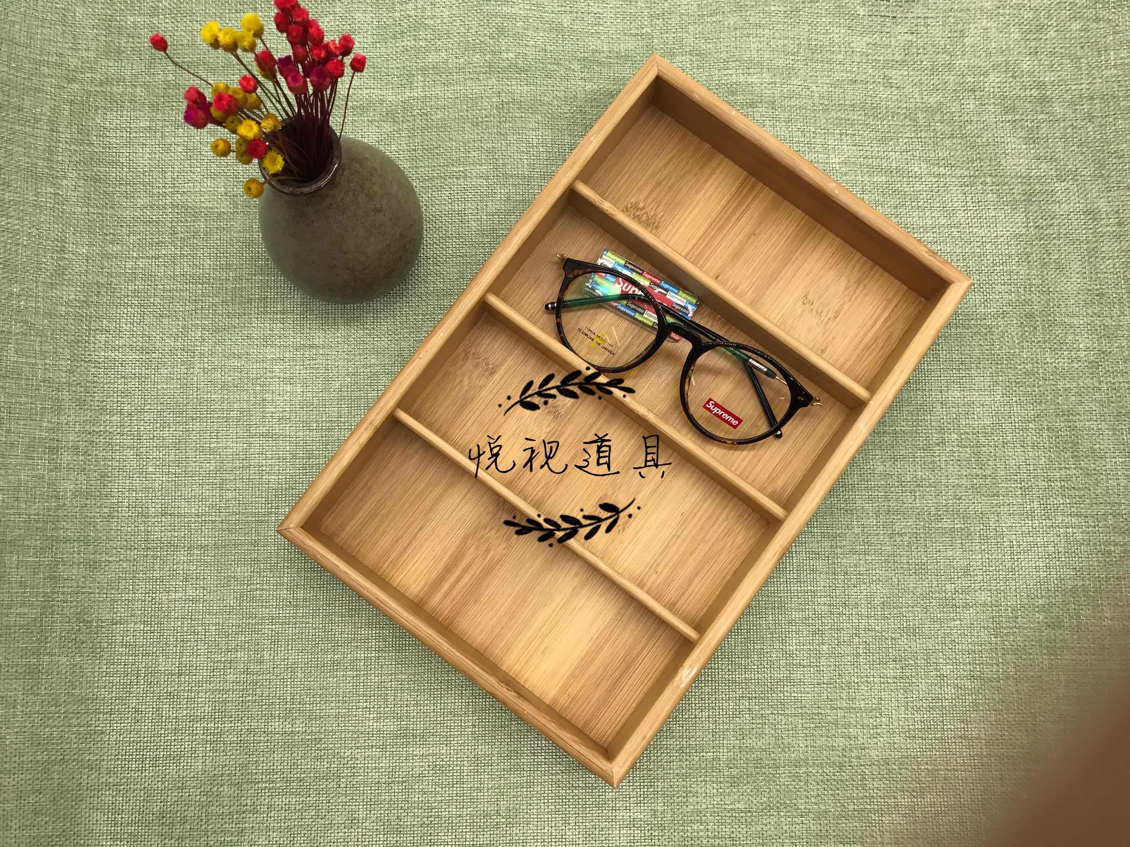 High-end glasses display rack storefront display storage and placement decorative props bamboo sun myopia glasses rack