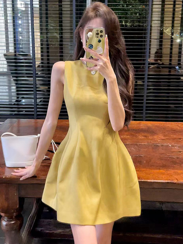2026 Summer New French Style Socialite Waist-Cinching Sleeveless Dress for Petite Women, Tank Dress, Mini Dress, Trendy 2026 Summer New French Style Socialite Waist-Cinching Sleeveless Dress for Petite Women, Tank Dress, Mini Dress, Trendy