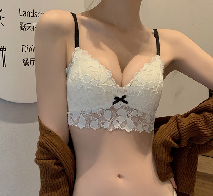 Japanese underwear women's pure desire lace edge bra small breasts gather anti-sagging breast adjustment underwear set