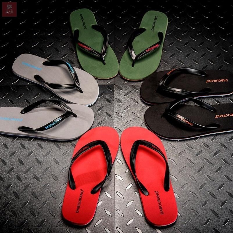 New Italian QIBR Men Slippers Large - yard Non - Slide Summer Men's Beach Shoes Men Sandals