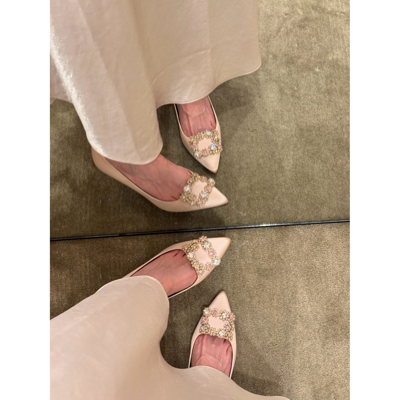 Mr. Shoes Leebart ~ Elegant and Timeless Snowflake Buckle High Heels