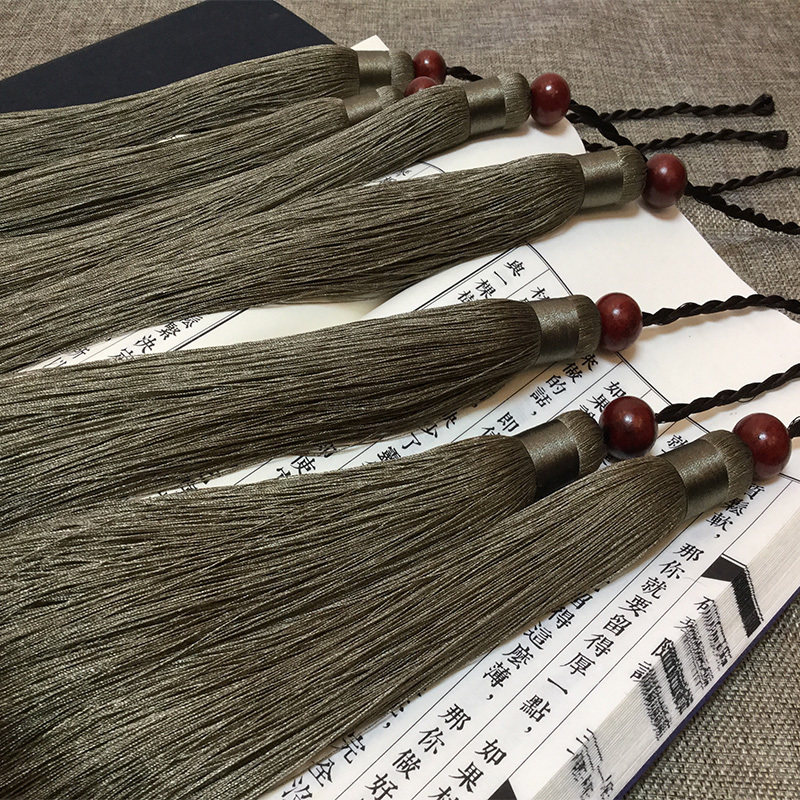 Guqin ear high-grade tassel hand-woven dangling thousands of silk ear accessories send velvet buckle with beads