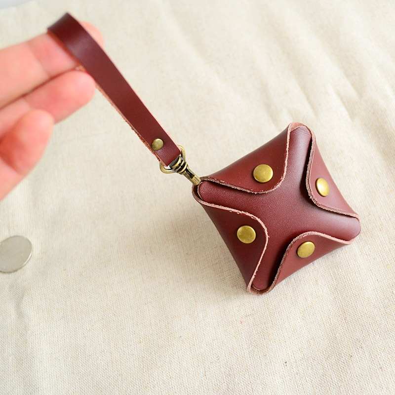 New Creative Woman Cute Little Zero Wallet Coin Bag Men Korea Mini Bull Leather Buckle Personality Bull Leather Purse