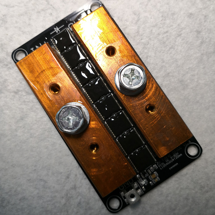 Strong Ideal Diode 0 18mR 80V280A Foot Current Photovoltaic Solar Base Station Engineering Control Redundant Switching