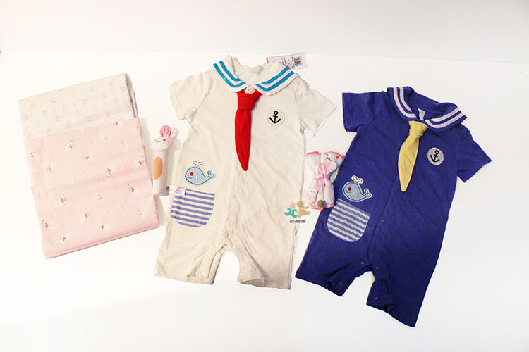 Coffret cadeau pour nouveau-né - Vêtements + Fournitures - Ref 1952955 Image 13