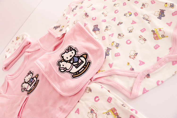 Coffret cadeau pour nouveau-né - Vêtements + Fournitures - Ref 1955900 Image 14