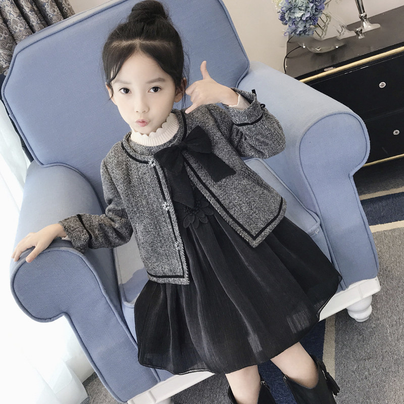 Girls woolen coat 2022 new foreign pie autumn winter Korean version thick children's winter coat set skirt