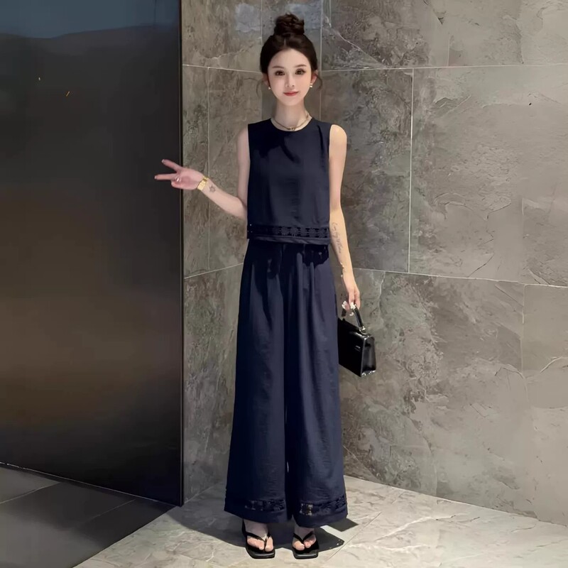 Casual Sports Suit for Women, Summer 2026 New Style, Fashionable and High-End, Sleeveless Top, Wide-Leg Pants, Cotton and Linen Two-Piece Set