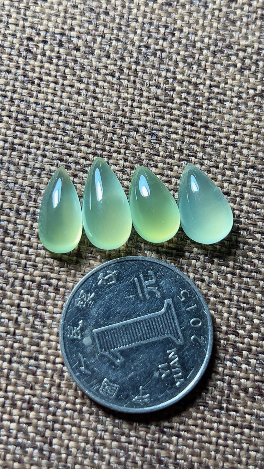 天然プレナイトの水滴のセット