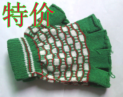 Warm gloves Knitted semifinger gloves Dew finger gloves Fall and Winter men and women semi - cut fingers