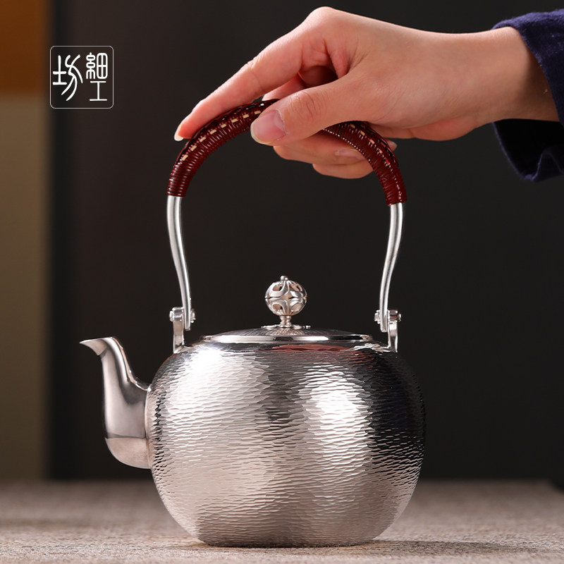Fine workshop Japanese silver pot sterling silver 9999 boiling kettle teapot boiling teapot pure handmade a silver kettle