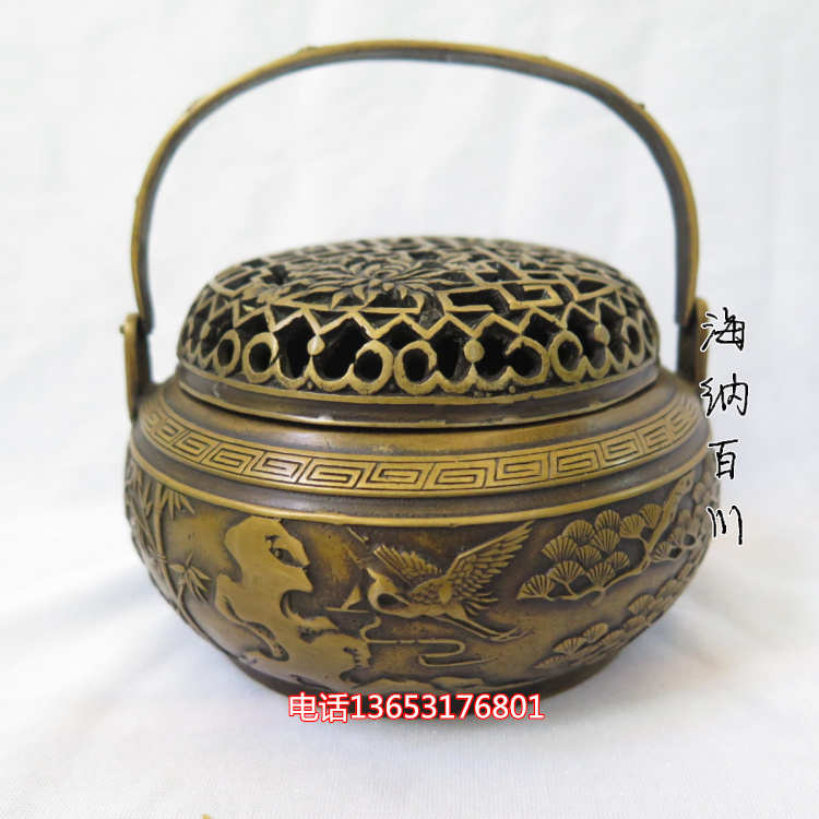 Copper incense burner round hand stove Antique pure copper hand warmer Hollow incense burner ornaments small wedding gift soup woman