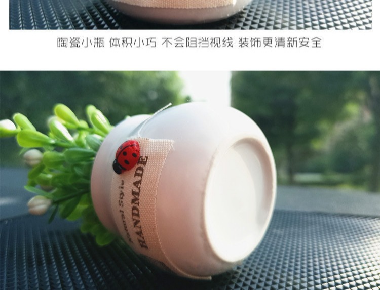 Cung cấp xe trang trí chậu cây và hoa trong xe mô phỏng cao cấp chó lắc đầu sáng tạo trang trí xe dễ thương đồng hồ trang trí xe hơi