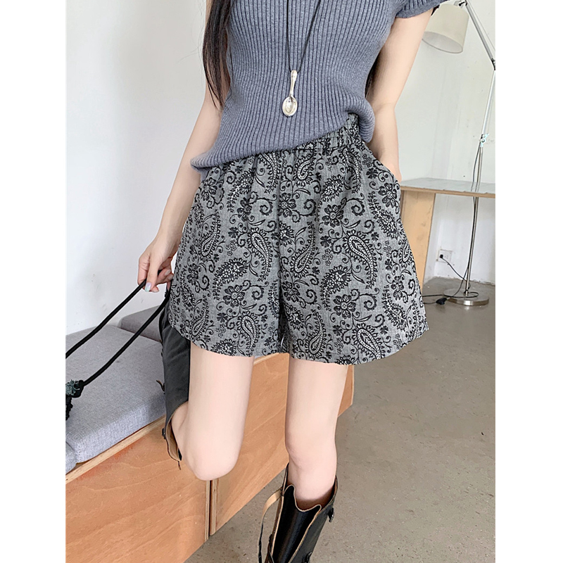 Bohemian Style Retro Plus-Size Jacquard Shorts for Women, Summer Slimming Casual High-Waisted A-Line Wide-Leg Pants for Slightly Chubby Women