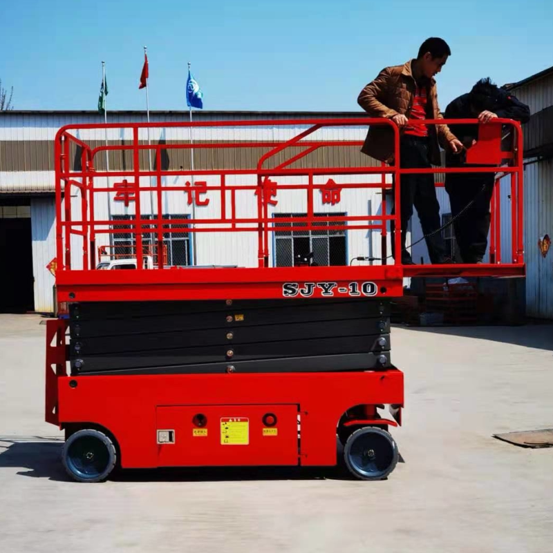 Mobile self-propelled hydraulic lift platform Fully self-propelled scissor lift Electric high-altitude maintenance lift
