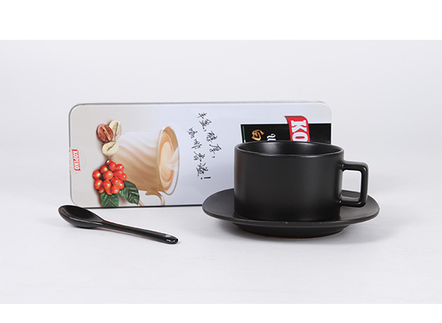Cốc cà phê sáng tạo châu Âu với chiếc thìa in cốc màu đen bằng gốm đánh dấu cốc nhỏ bình đựng nước thủy tinh có vòi