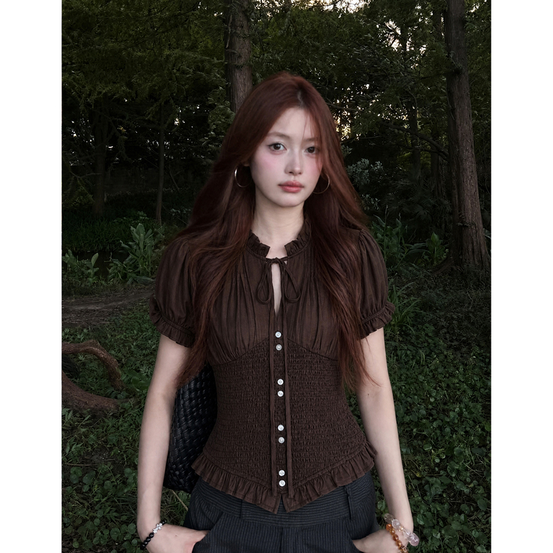 Um11 Retro Style Atmospheric Slim-Fit Shirt with Cuffed Sleeves for Women, Summer 2026, Slim Waist, Tie-Up, Age-Reducing Top Um11 Retro Style Atmospheric Slim-Fit Shirt with Cuffed Sleeves for Women, Summer 2026, Slim Waist, Tie-Up, Age-Reducing Top