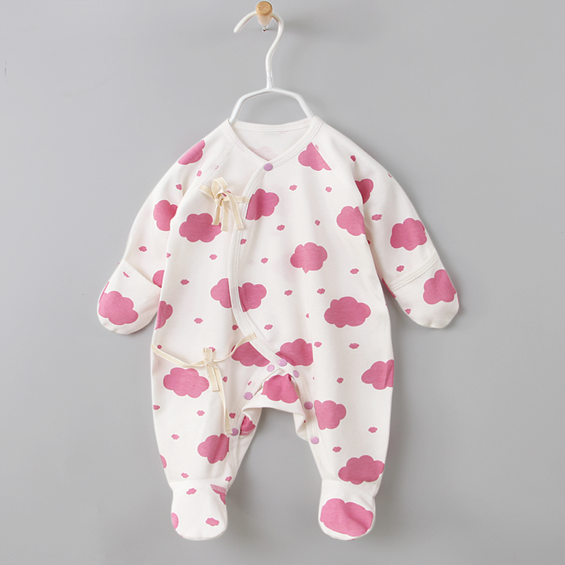 Newborn jumpsuit romper Baby jumpsuit Pure cotton men's and women's baby long-sleeved even foot climbing clothes for infants and young children