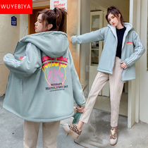 Plus velvet thickened jacket womens autumn and winter clothes 2021 new junior high school and high school students Korean version loose and wild lamb wool