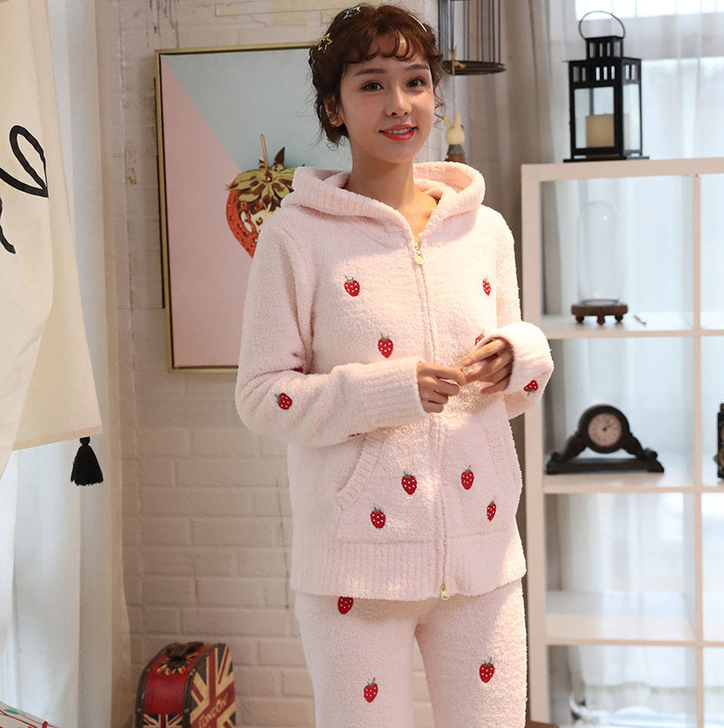 Strawberry Soft Cotton Sleeping Dress Lady Autumn Winter Cute Plus Suede Thickened with cap half suede home Winter Coral Suede