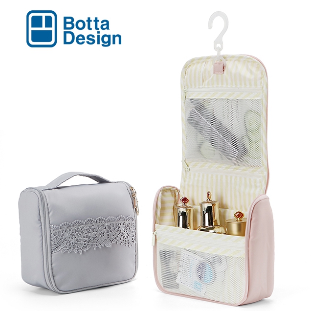 Travel Waterproof Makeup Bag For Business Trip Portable Wash Toiletries Bag Ins Wind Super Fire Lace Cute Cosmetics Containing Bag