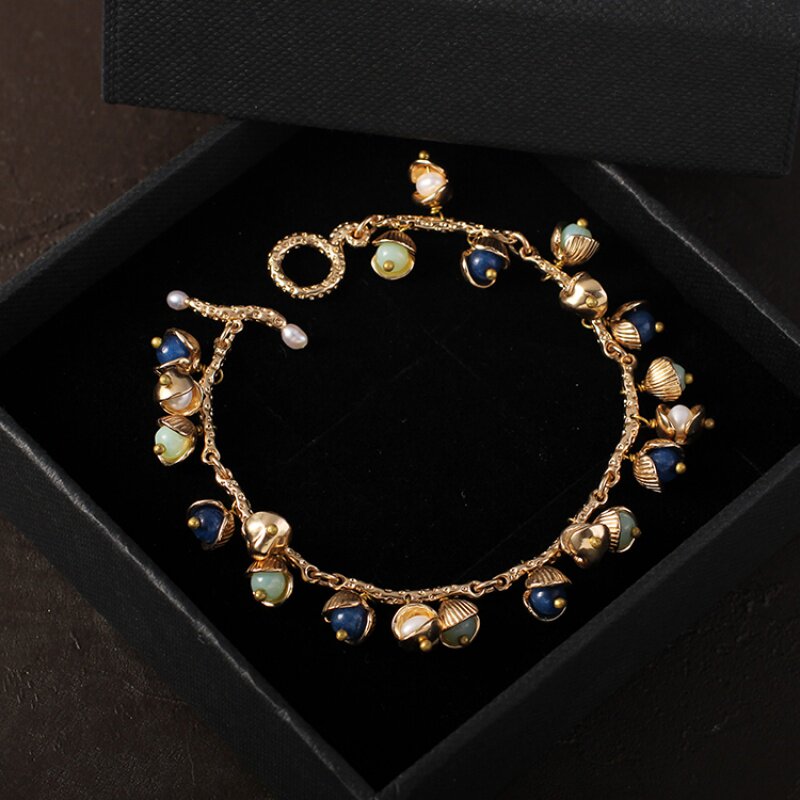 Net red shell hand chisel female niche design jewelry simple personality European and American cold wind jewelry jewelry hand chisel