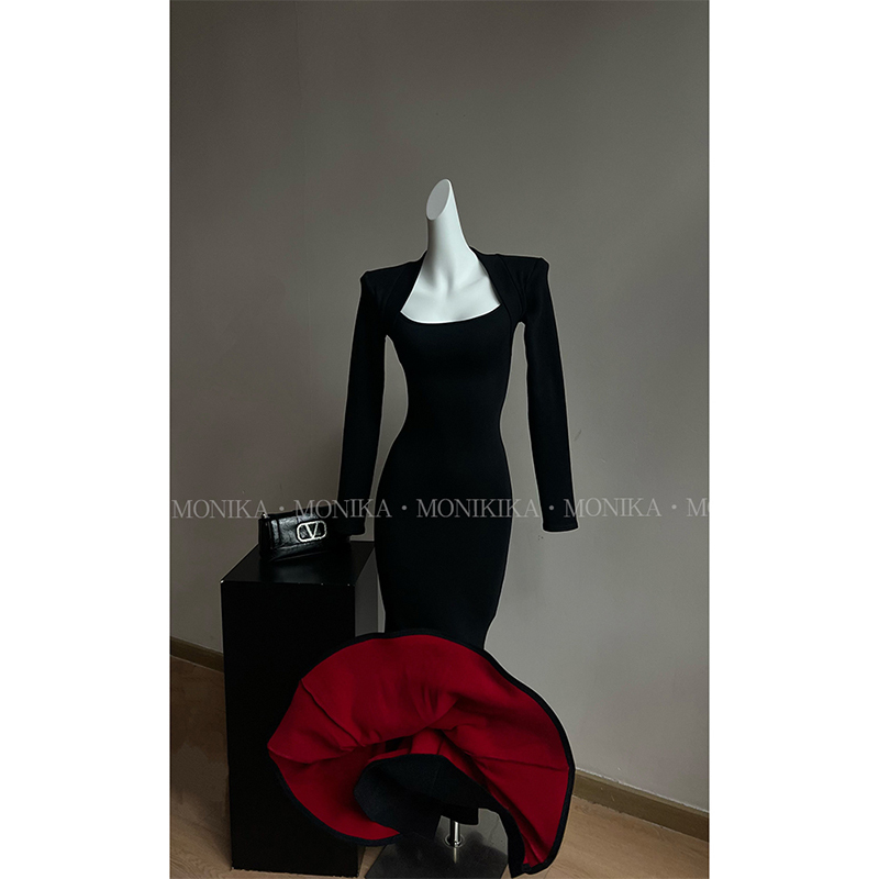 [Red Bottom Step-By-Step Lotus] Autumn and Winter Square Neck Step-By-Step Lotus Mermaid New Style Elegant and Sexy Long Dress 25163