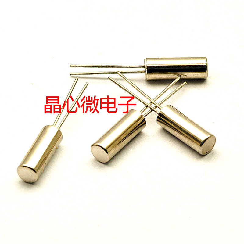 Cylindrical straight insert crystal oscillator 3 * 8308 DT-38 32768KHZ 32 768K 12 5PF 10PPM