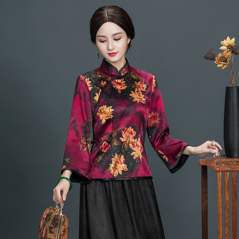Chinese classic true silk qipao blouse with female long sleeves 2021 new Chinese style retro handmade disc buckle mulberry silk Tang dress
