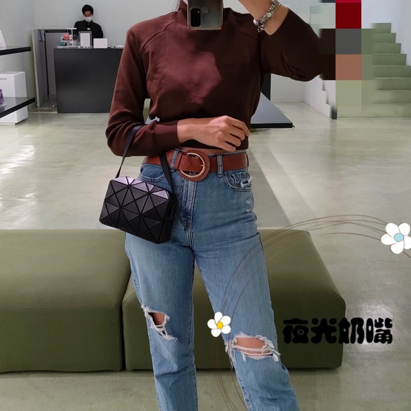 【Luminous Pacifier】Japanese Purchasing Agent Issey Miyake Issey Miyake Cupid Square Box Small Crossbody Bag