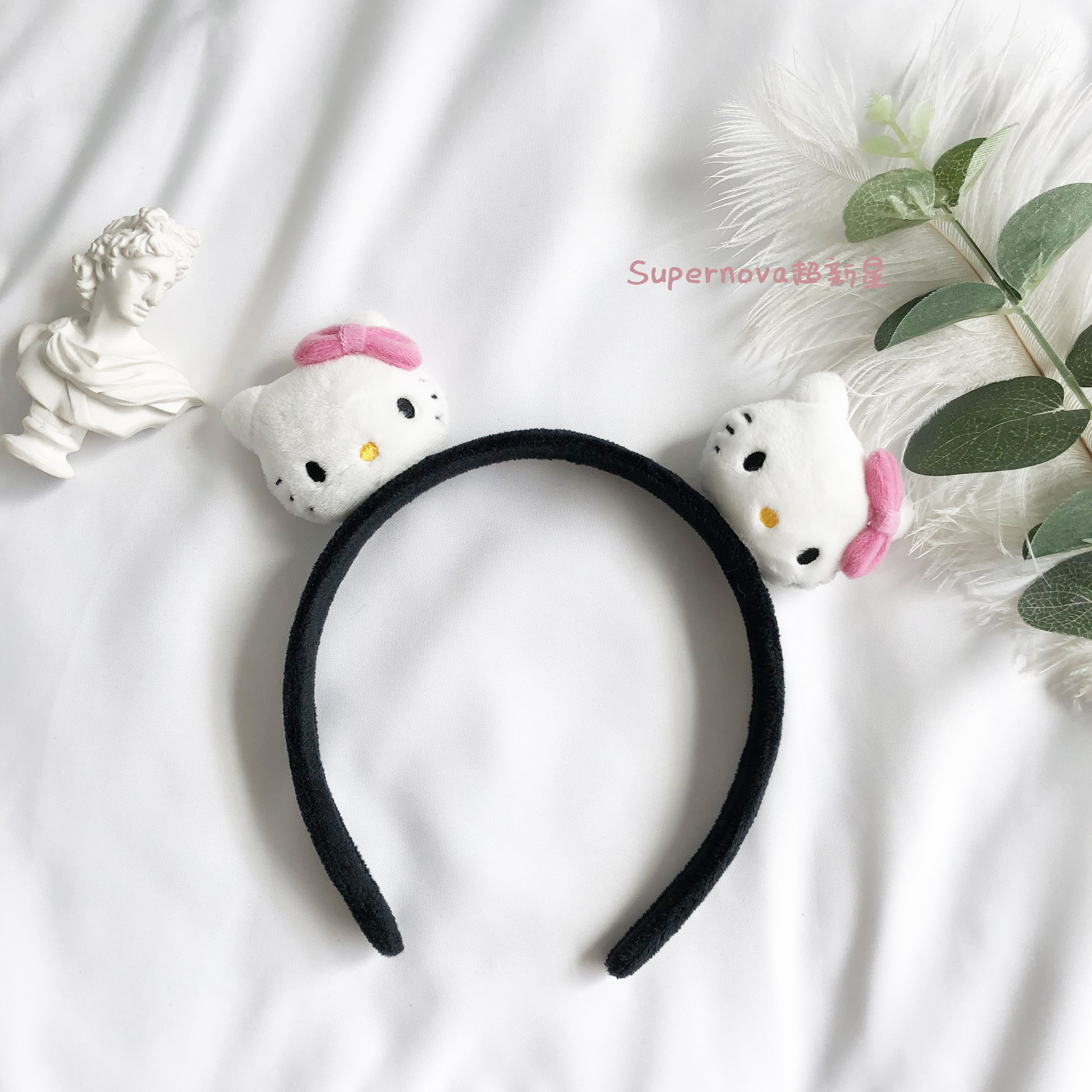 Mềm mại dễ thương cô gái hoạt hình dễ thương sang trọng kitty tiêu đề KT mèo nhỏ chó trắng Merlot búp bê kẹp tóc chó phụ kiện tóc nữ trâm cài tóc đơn giản