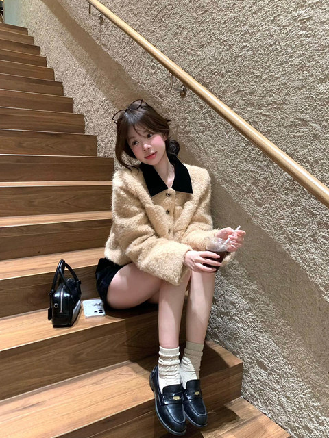 [Little Relative]Fulffy Mei Mei 2025 Autumn/Winter Women's New Miu-Style Brown Lapel Lamb Wool Coat