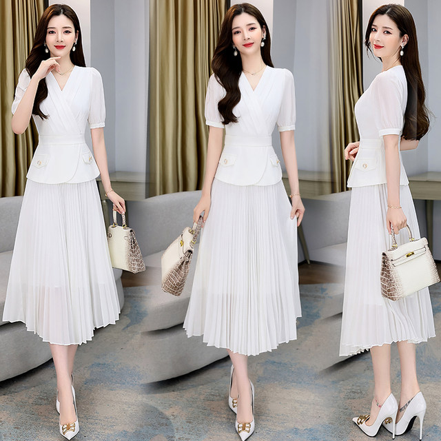 High-end professional suit female 2022 summer new fashion temperament goddess fan slim waist pleated skirt two-piece set