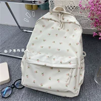 Бежевый цветочный