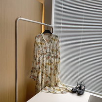 High-end holiday feeling true meaning crepe de chine long sleeve V-neck silk dress women's holiday style 2021 new summer skirt