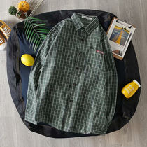 Spring and autumn long sleeve shirt men loose trend coat Korean version of Joker casual plaid shirt Hong Kong wind ins clothes