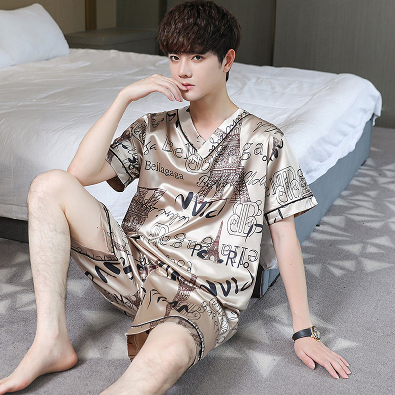 2026 Super Popular New Men's Summer Thin Ice Silk Short-Sleeved Shorts High-End Loungewear Set for Outerwear 2026 Super Popular New Men's Summer Thin Ice Silk Short-Sleeved Shorts High-End Loungewear Set for Outerwear