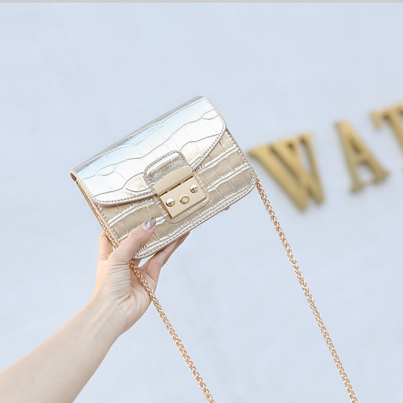 Bag girl 2022 new Korean version all-match shoulder Messenger bag crocodile pattern chain bag spring student mini bag