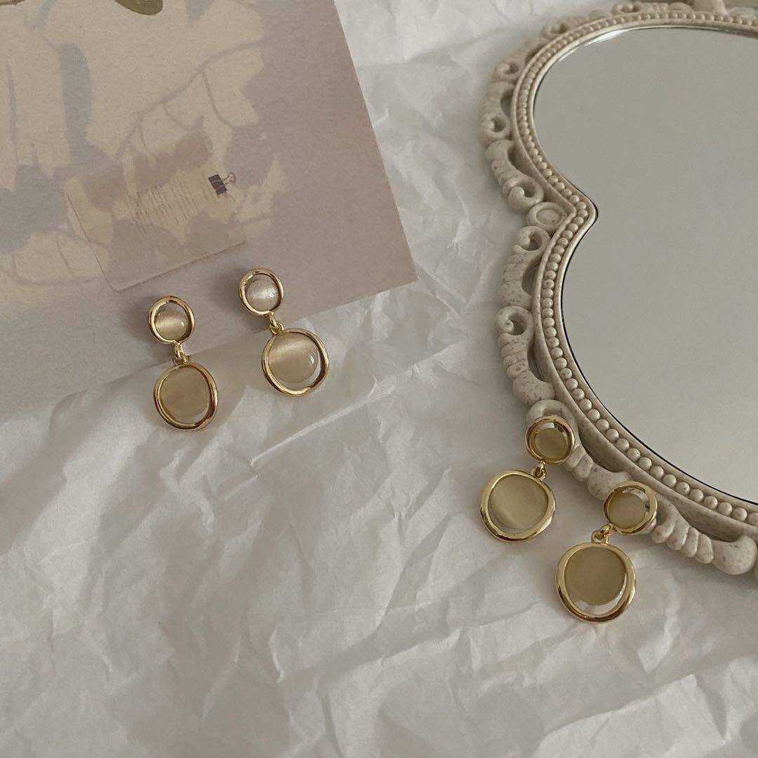 Cat eye earrings 925 silver needle Japan-ROK brief round eardrop retro port Wind small crowdear clip without ear clip woman