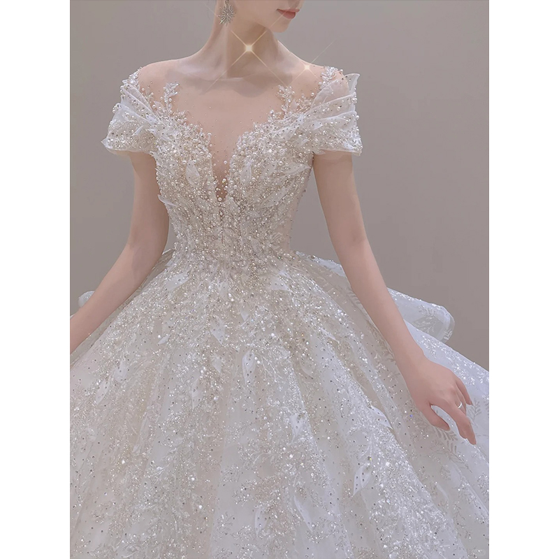 フランスの軽いウェディングドレスの花嫁2025新しいワンショルダーレトロ重厚高級高級テクスチャ小さいサイズのウェディングドレス