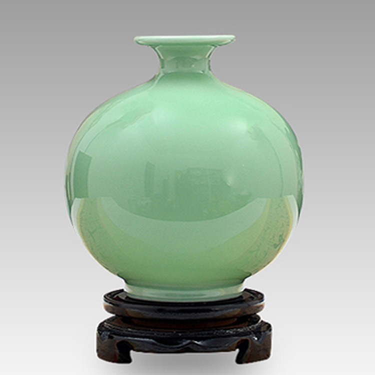 Dazzling Jingdezhen Porcelain Ware Small Number Classical Movie Green Porcelain Bean Green Glazed Vase Wine Cabinet Handicraft Swing Decoration Accessories