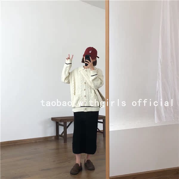 Withgirls / Mới tháng 9 năm 2018 Thu Đông Phong cách Hàn Quốc Lapel College Wind Twist Pocket Sweater khoác len