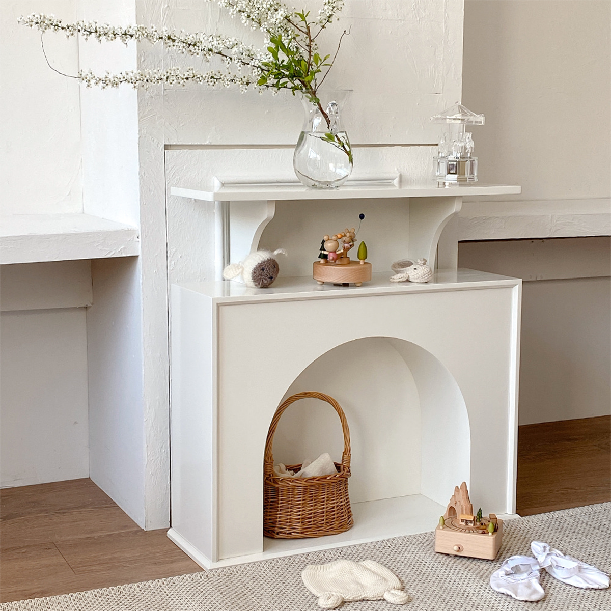 Gu and Simple Korean style fireplace cream porch cabinet decorative cabinet fireplace cabinet ins decorative cabinet wall side cabinet