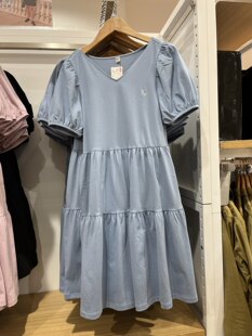 Uniqlo, шелковистое маленькое платье с карманами, короткий рукав