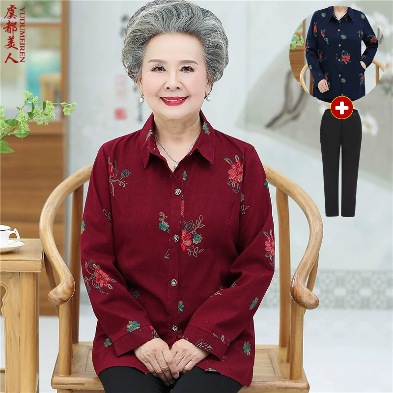 Quần áo mùa thu cho người già, áo khoác nữ, bà mẹ, áo cotton denim, quần áo cho người già, áo sơ mi cotton bà, áo sơ mi vợ 60 - Quần áo của mẹ