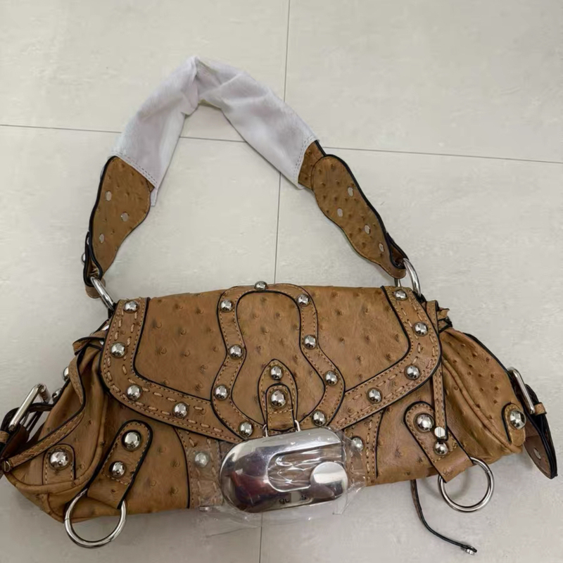 Real Shot of Gue/Ss High-Quality Niche Ostrich-Pattern Brown Millennium Hot Girl Single-Shoulder Handbag Crossbody Bag Motorcycle Bag