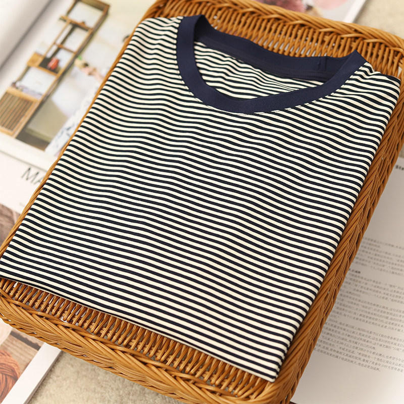 Single or inner columns are very outstanding ~~~ shoulder sleeve striped T shirt relaxed short sleeves and leisure coat