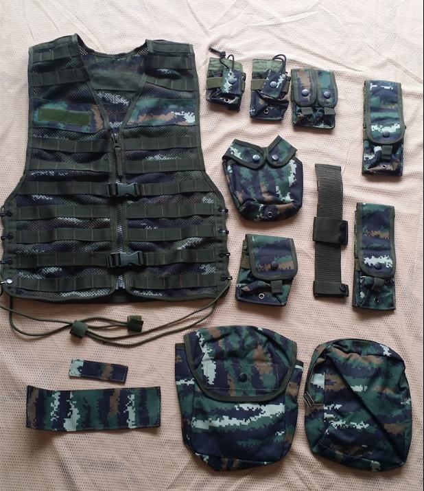 New Tiger Pattern Camouflage Outdoor Vest